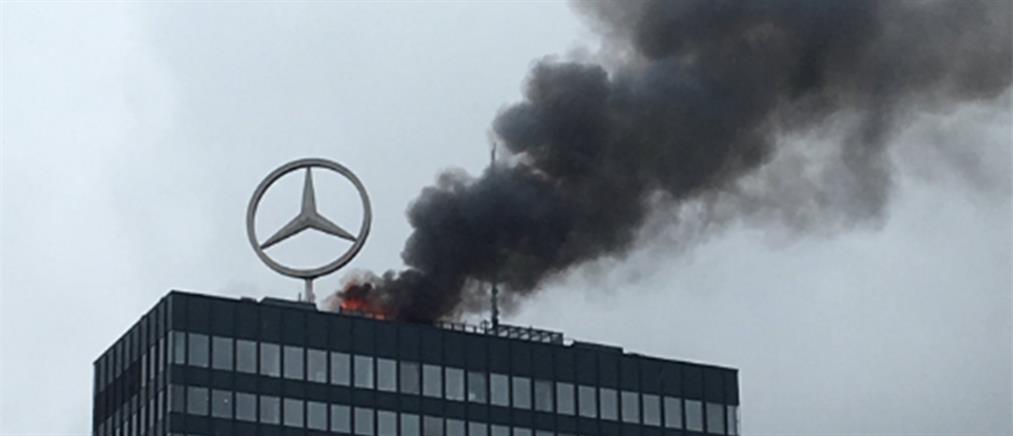 Πυρκαγιά σε εμπορικό κέντρο του Βερολίνου (Βίντεο)