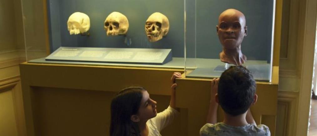 “Θαύμα” στα αποκαΐδια: Επιβίωσε ένα από τα σημαντικότερα εκθέματα του Μουσείο της Βραζιλίας