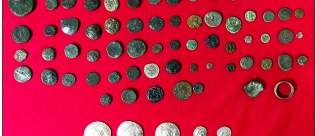 Αρχαιοκαπηλία - Σέρρες: Συνελήφθη με δεκάδες αρχαία νομίσματα