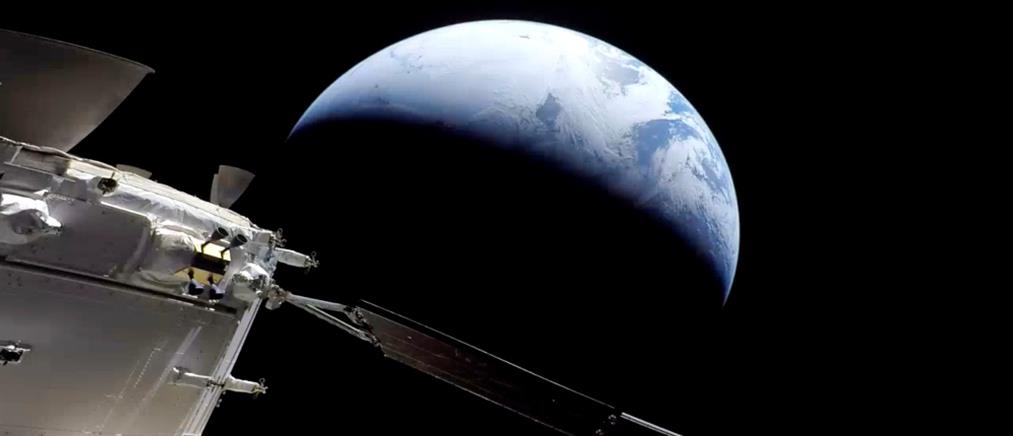 NASΑ: Το διαστημόπλοιο Orion επέστρεψε στην Γη (εικόνες)