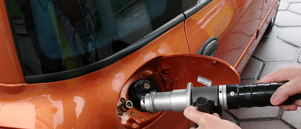 Απαλλαγή τέλους αδείας για τα αυτοκίνητα με φυσικό αέριο ή υγραέριο