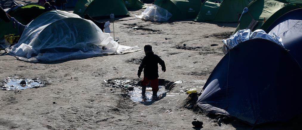 Κομισιόν: Έρχονται στην Ελλάδα 4000 εμπειρογνώμονες για το προσφυγικό