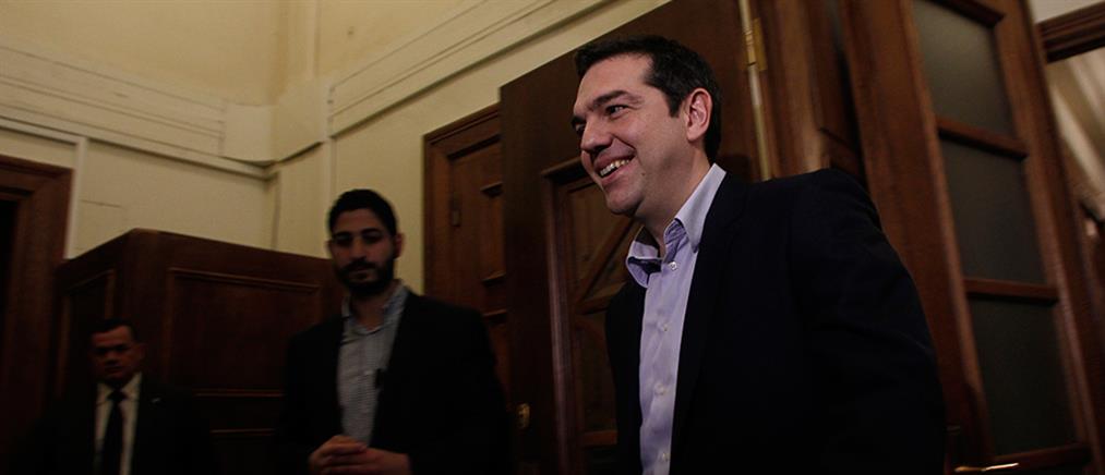 Πολιτική Γραμματεία ΣΥΡΙΖΑ με φόντο τις αντιδράσεις για τη συμφωνία