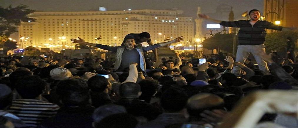 Δύο οι νεκροί από τις συγκρούσεις στην πλατεία Ταχρίρ μετά την αθώωση Μουμπάρακ