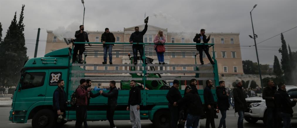 Αθήνα: “Κλειστό” το κέντρο λόγω διαδηλώσεων (εικόνες)