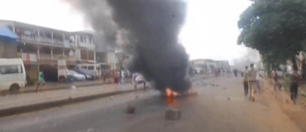 Σιέρα Λεόνε: διαδηλώσεις, απαγόρευση κυκλοφορίας και νεκροί αστυνομικοί (βίντεο)