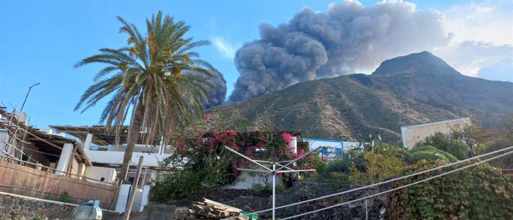 Ιταλία: Εξερράγη το ηφαίστειο Στρόμπολι (εικόνες)