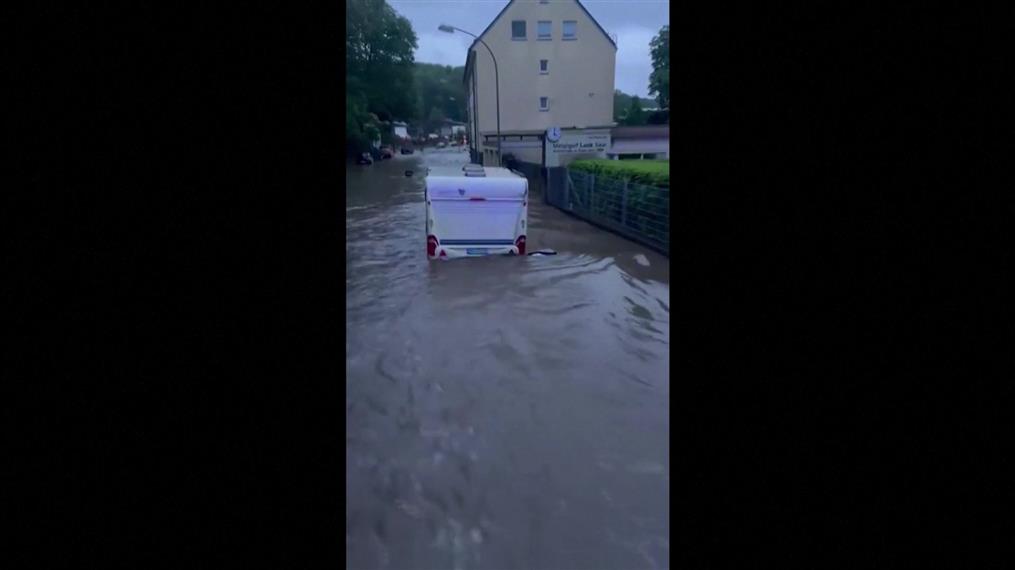 Γερμανία: Εκατοντάδες άνθρωποι απομακρύνθηκαν από τα σπίτια τους λόγω πλημμυρών που προκλήθηκαν από καταρρακτώδεις βροχές