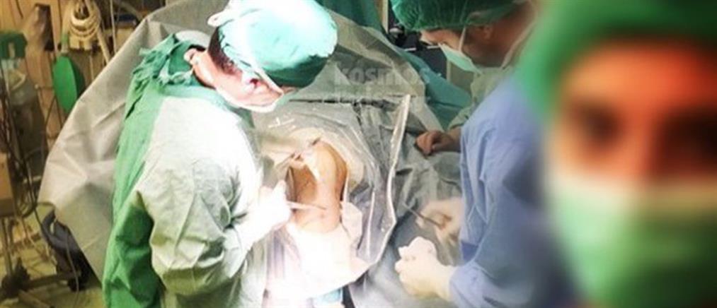 Λάρισα: Σάλος με την selfie γιατρού μέσα στο χειρουργείο