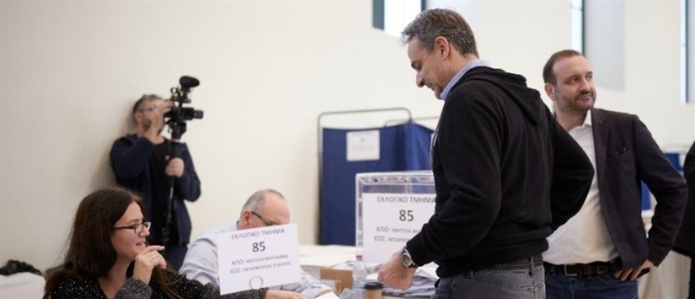 Ο Κυριάκος Μητσοτάκης ψήφισε στις εκλογές του Οικονομικού Επιμελητηρίου