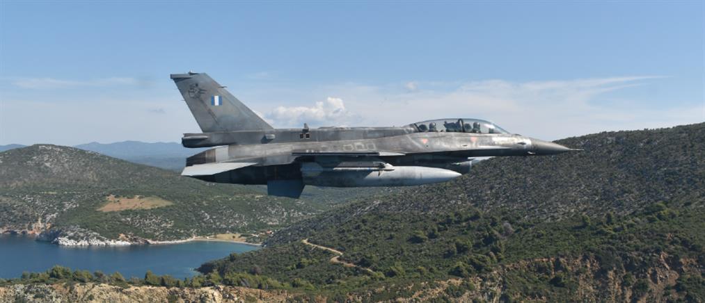 Ανδραβίδα: Μαχητικό F-16 εκτός πίστας