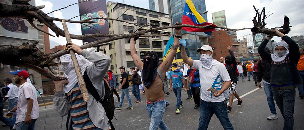 Χάος δίχως τέλος στην Βενεζουέλα (βίντεο)