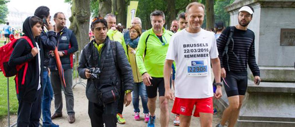 Ο Τουσκ έτρεξε 20 χλμ στη μνήμη των θυμάτων των επιθέσεων στις Βρυξέλλες
