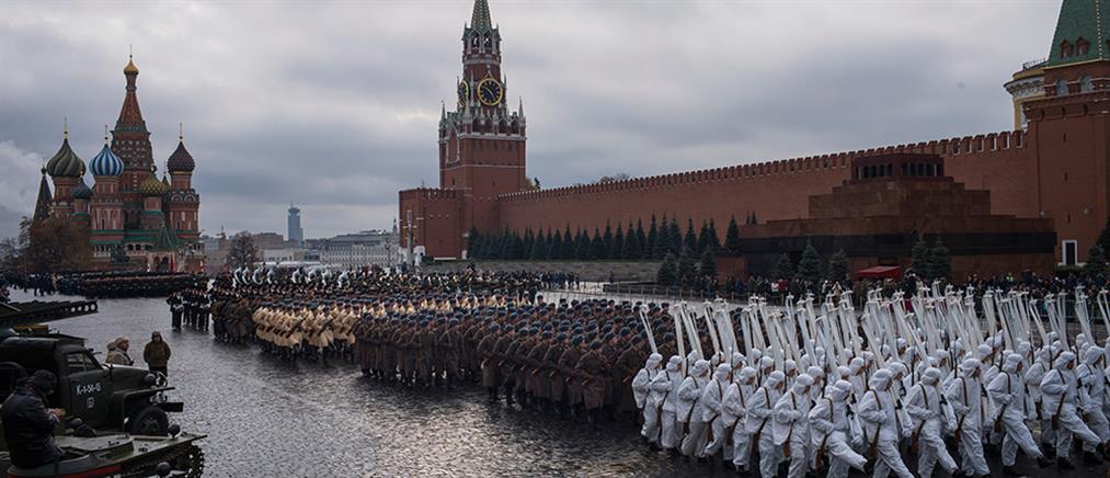 Οι προετοιμασίες της Μόσχας για τη μεγάλη παρέλαση (βίντεο)