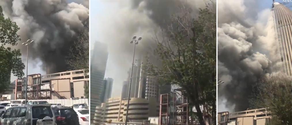 Μεγάλη φωτιά στο κτίριο της Εθνικής Τράπεζας του Κουβέιτ (εικόνες)