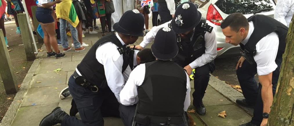 Δεκάδες συλλήψεις στο ξέφρενο καρναβάλι του Νότινγκ Χιλ (βίντεο)