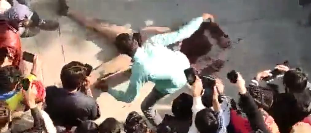 Πακιστάν: Λιντσάρισμα μέχρι θανάτου ενός διευθυντή εργοστασίου (βίντεο)