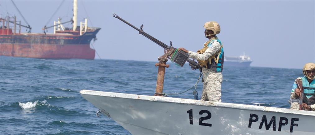 Κατάληψη πλοίου στην Ερυθρά Θάλασσα: Επαναπατρίζεται ο Έλληνας δόκιμος
