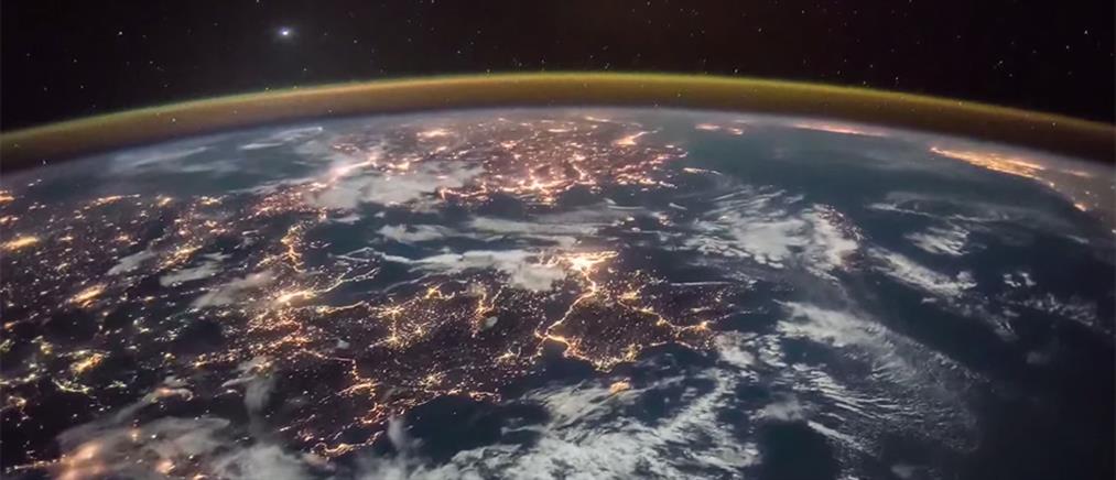 "Μαγικό" timelapse της Γης από το διάστημα (βίντεο)
