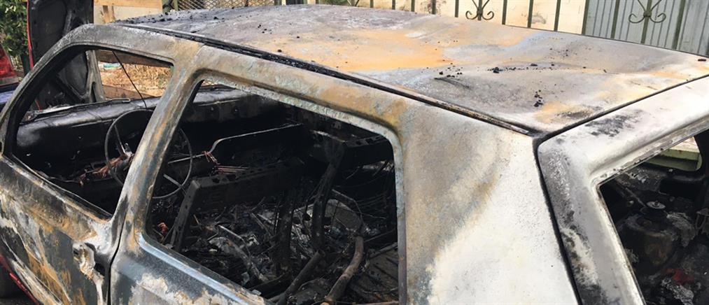 Φωτιά σε συνεργείο αυτοκινήτων - Καταστράφηκαν ΙΧ και μηχανές