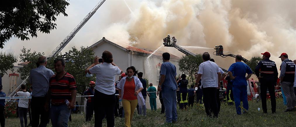 Φωτιά στο νοσοκομείο “Βαλουκλή”: Επισκέφθηκε το σημείο ο δήμαρχος της περιοχής
