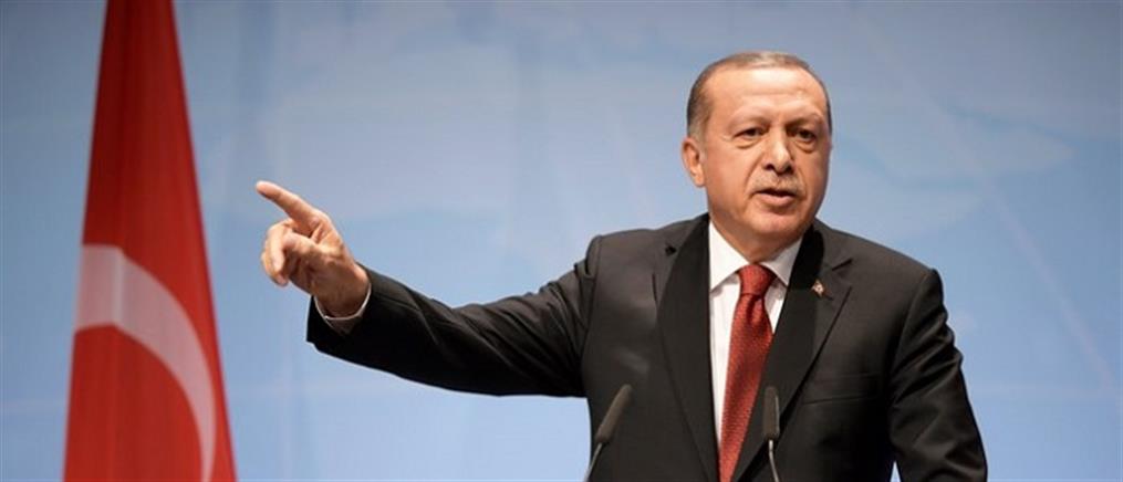 Κατασκόπους στο προξενείο των ΗΠΑ στην Κωνσταντινούπολη “βλέπει” ο Ερντογάν