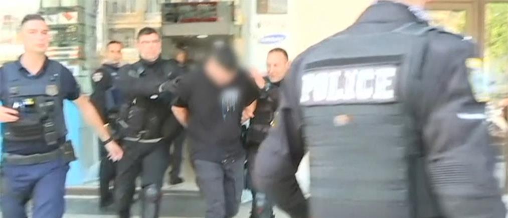 Ομηρία στη Θεσσαλονίκη: Ληστές με όπλα και αλεξίσφαιρα “πιάστηκαν στην φάκα” (εικόνες)