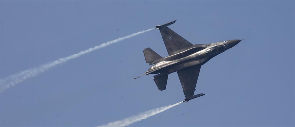 28η Οκτωβρίου - Θεσσαλονίκη: Η πρόβα του F-16 με ελιγμούς που κόβουν την ανάσα (εικόνες)