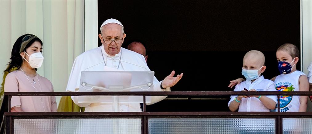 Πάπας Φραγκίσκος: τα 85ά γενέθλιά του γιορτάζει η Ιταλία (εικόνες)