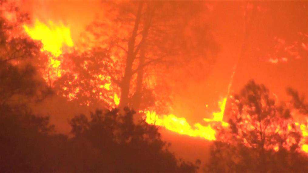 Καλιφόρνια: Εκκένωση οικισμών, λόγω μεγάλης φωτιάς
