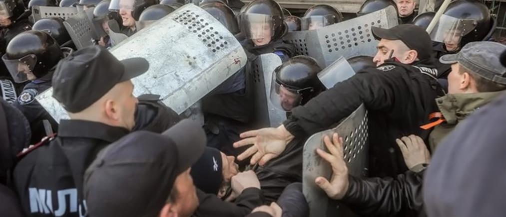 Επεκτείνονται οι καταλήψεις των φιλορώσων στην Ουκρανία