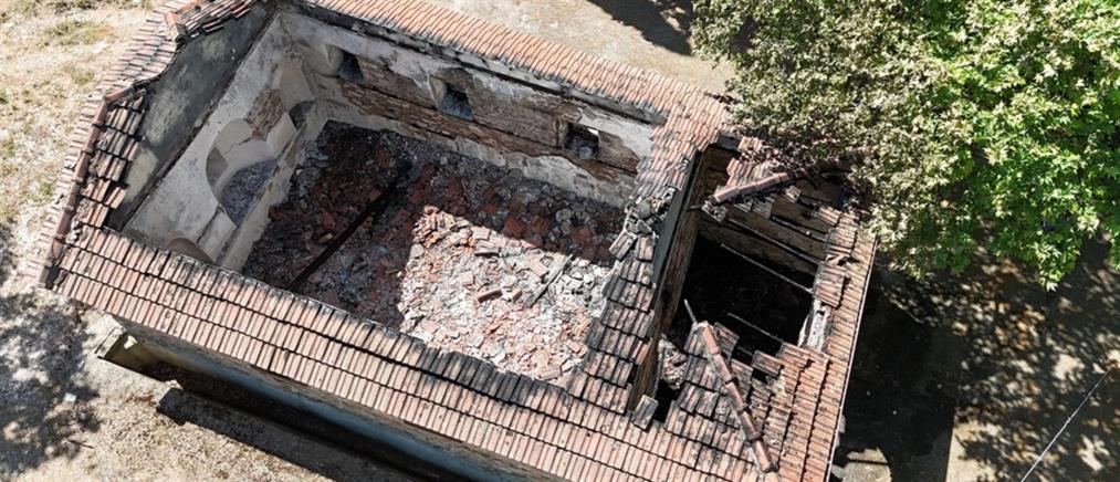 Χαλκιδική: Φωτιά έκανε “στάχτη” ξωκκλήσι - υπεραιωνόβιο μνημείο (εικόνες)