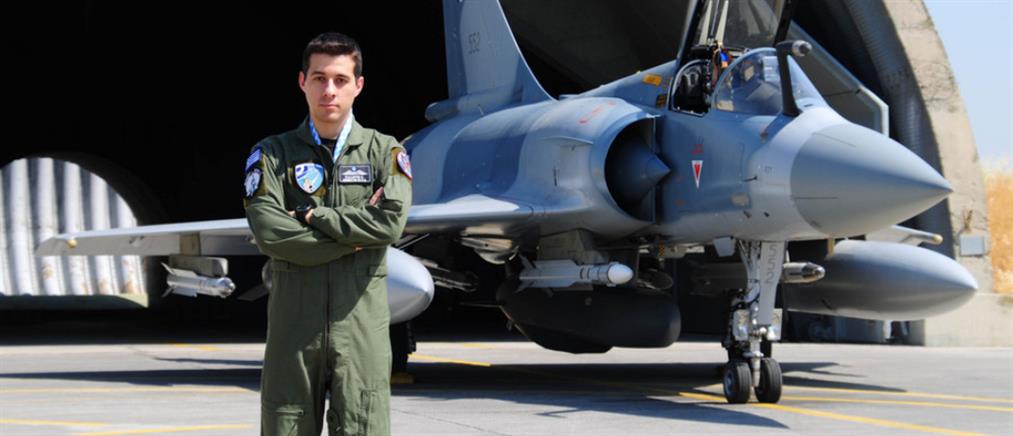Κοσμάς Χάλαρης, ο Έλληνας “Best Warrior” πιλότος του ΝΑΤΟ (εικόνες)