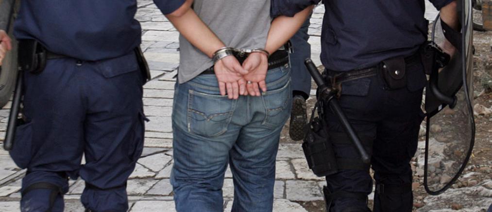 Θεσσαλονίκη: 15χρονος διακινητής έκρυβε μετανάστες στο πορτ μπαγκάζ