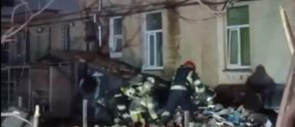 Ουκρανία: Γυναίκα σκοτώθηκε από βομβαρδισμό πολυκατοικίας