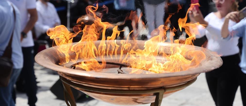 Ολυμπιακή φλόγα: Η τελετή παράδοσης για το Παρίσι 2024 από το Παναθηναϊκό Στάδιο