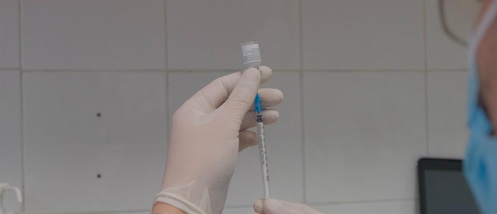 Κορονοϊός - Χρούσος: Προς έγκριση ο εμβολιασμός των παιδιών 15-17 ετών