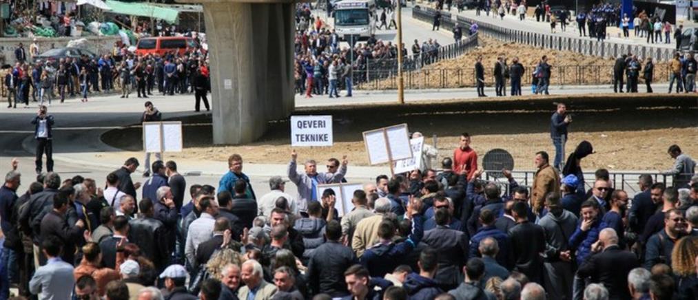 Αλβανία: Αποκλεισμός δρόμων από οπαδούς της αντιπολίτευσης