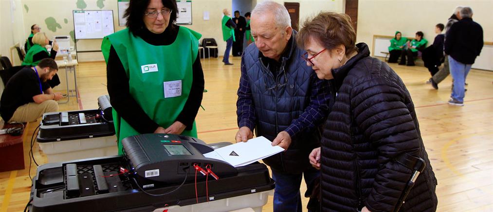 Εκλογές στη Γεωργία: Χάος με τα exit polls - Κυβέρνηση και αντιπολίτευση δηλώνουν ότι κέρδισαν