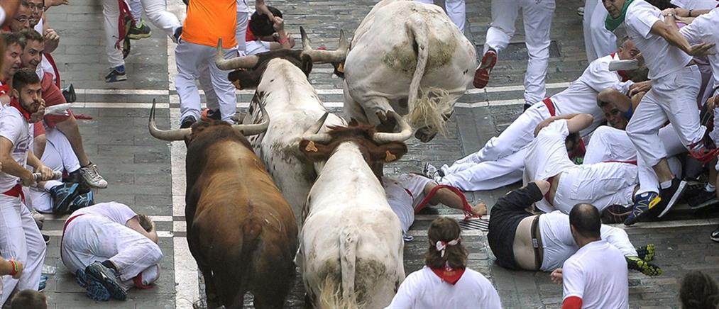 Αγριεμένοι οι ταύροι από την πρώτη ημέρα του φεστιβάλ στην Παμπλόνα
