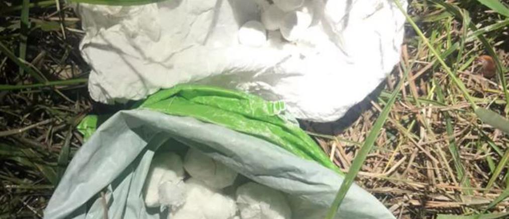 Αχαΐα: Ναρκωτικά μεγάλης αξίας βρέθηκαν μέσα σε βαρέλι σε δάσος (εικόνες)