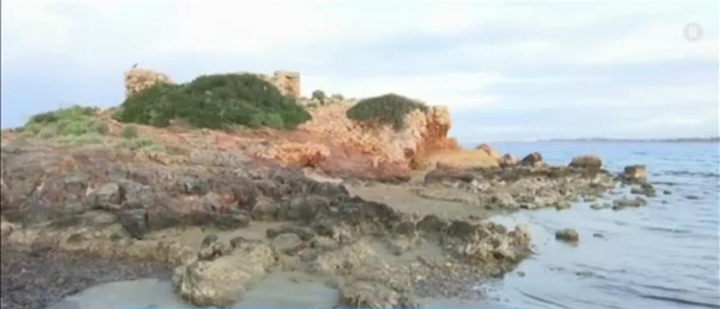 Άμπωτη στο Καβούρι: προσβάσιμο με τα πόδια το νησάκι! (βίντεο)