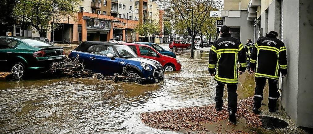 Νότια Γαλλία: Η κακοκαιρία “σαρώνει” τη Λιόν και τις γύρω περιοχές (βίντεο)