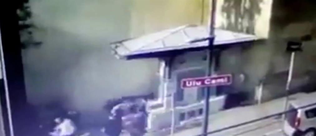 Η στιγμή της έκρηξης στη Προύσα (βίντεο)