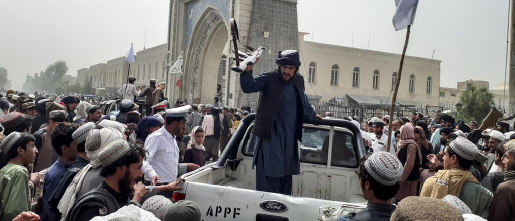 Αφγανιστάν - Ταλιμπάν: “Μπλόκο” στα αμερικανικά ΜΜΕ