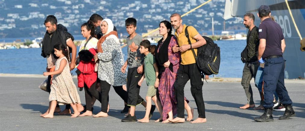 Ταίναρο: Επιχείρηση διάσωσης δεκάδων μεταναστών (εικόνες)