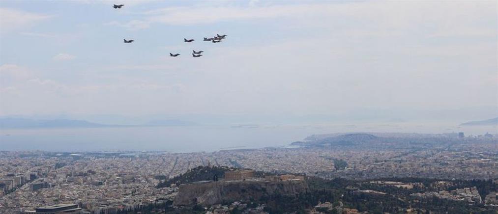 “Tiger Meet”: F-16 και Rafale “έσκισαν” τον ουρανό της Αθήνας (εικόνες)