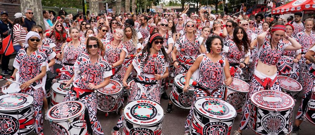 Βρετανία: Φονικές επιθέσεις στο καρναβάλι του Νότινγκ Χιλ