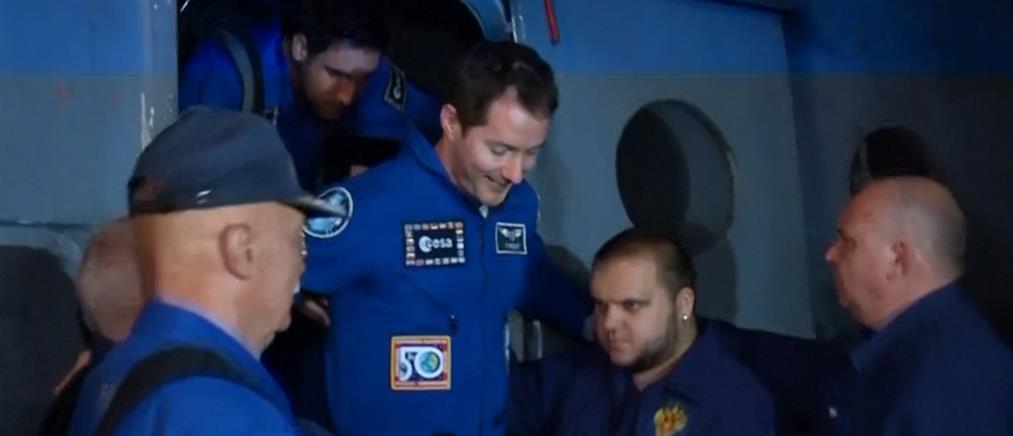 Επέστρεψαν στη Γη μετά από έξι μήνες στο Διάστημα (βίντεο)