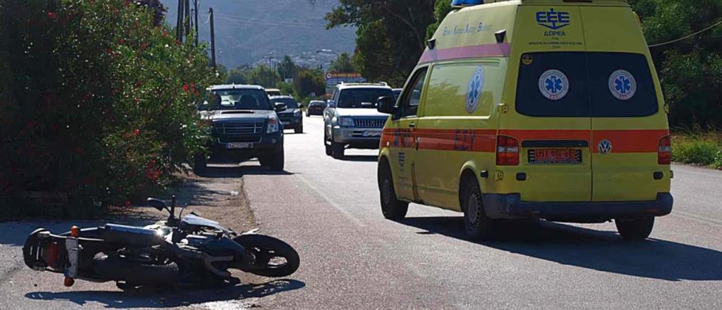 Λάρισα - Τροχαίο: Νεκρός οδηγός μηχανής που συγκρούστηκε με φορτηγό (εικόνες)